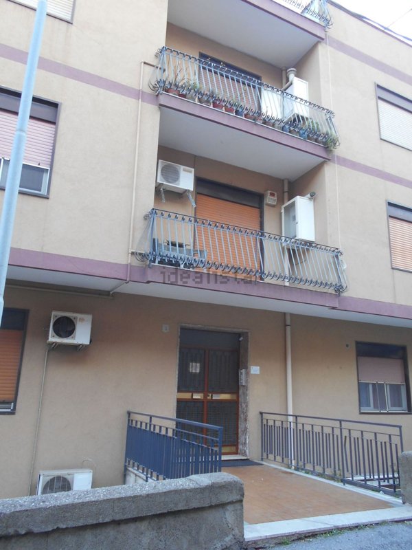 appartamento in vendita a Messina in zona Camaro