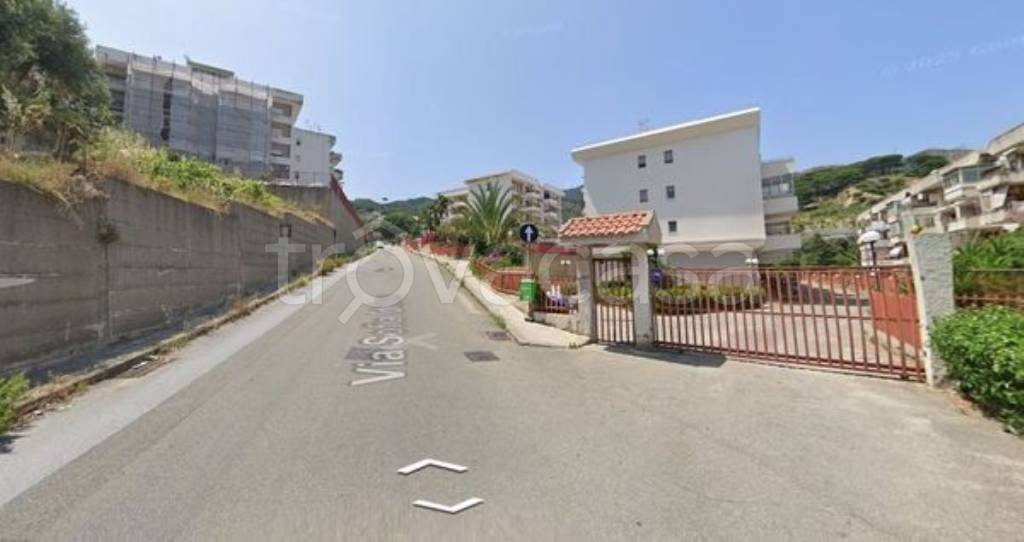 appartamento in vendita a Messina in zona Santissima Annunziata