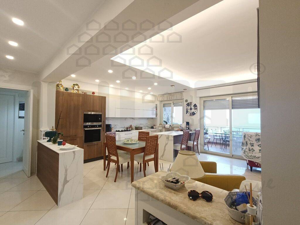 appartamento in vendita a Messina in zona Centro Storico