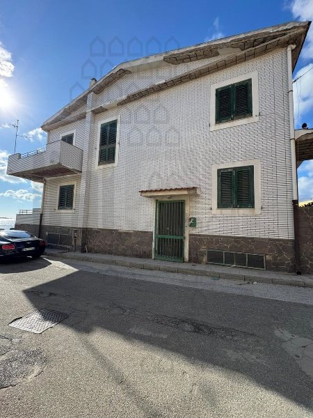 casa indipendente in vendita a Messina in zona Torre Faro