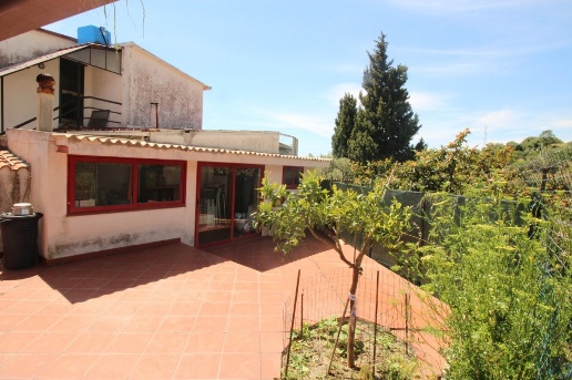 casa indipendente in vendita a Messina in zona Giampilieri Superiore