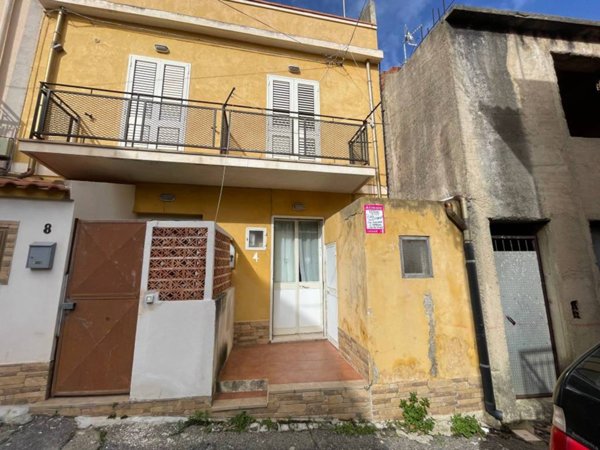 casa indipendente in vendita a Messina in zona Faro Superiore