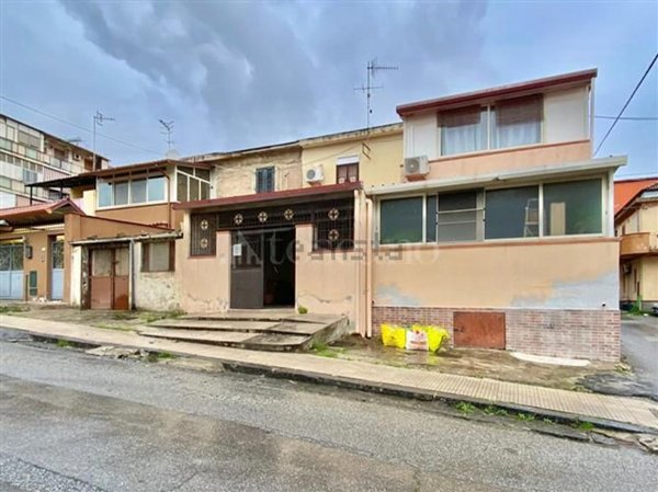casa indipendente in vendita a Messina in zona Santissima Annunziata