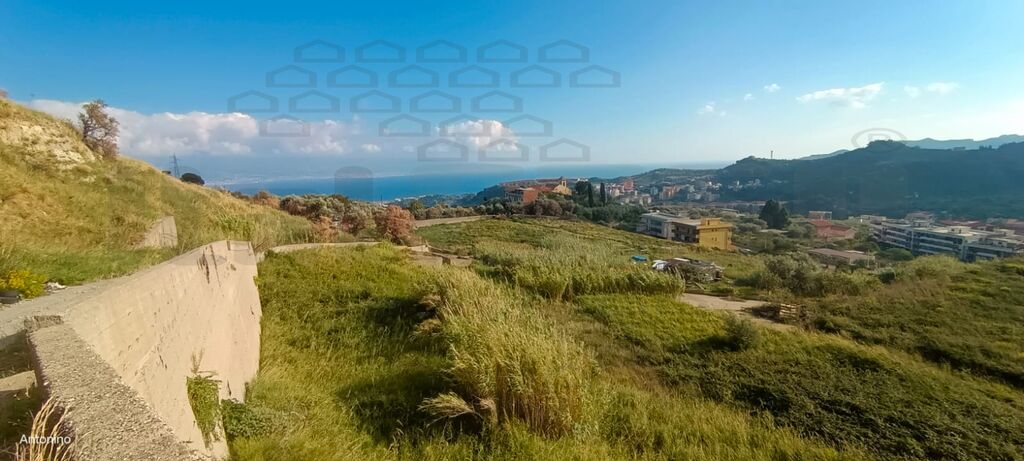 casa semindipendente in vendita a Messina in zona Camaro