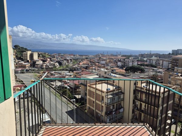 appartamento in vendita a Messina in zona Gazzi