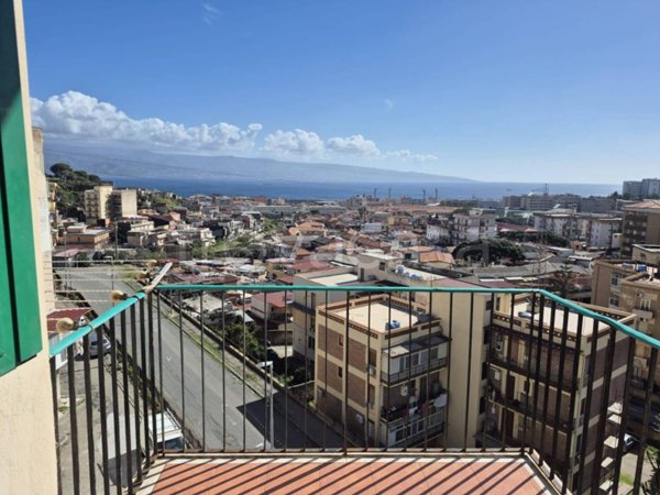 appartamento in vendita a Messina in zona Gazzi