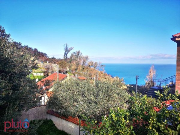 casa indipendente in vendita a Messina in zona Ganzirri