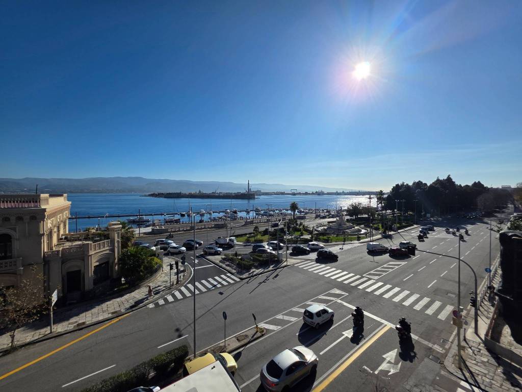 appartamento in vendita a Messina in zona Centro Storico