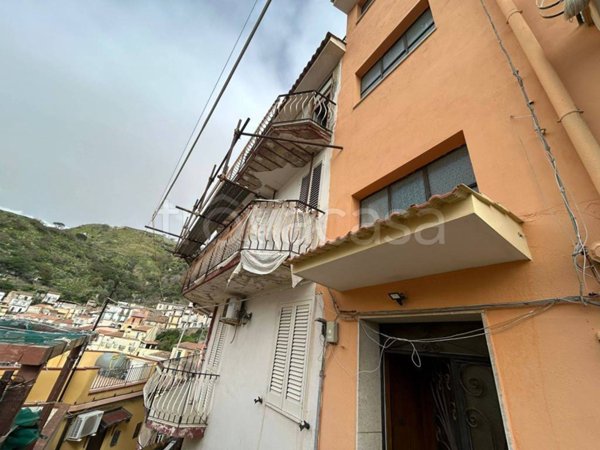 appartamento in vendita a Messina in zona Galati / Mili San Marco