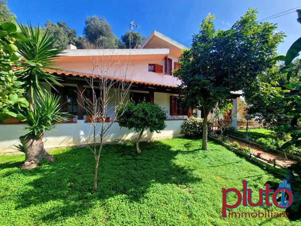 casa indipendente in vendita a Messina in zona Centro Storico