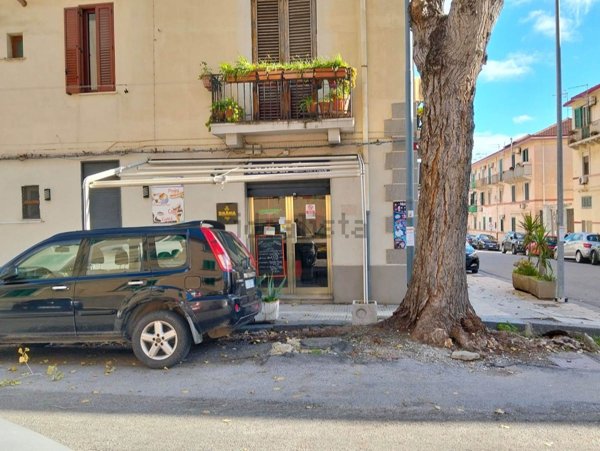 negozio in vendita a Messina