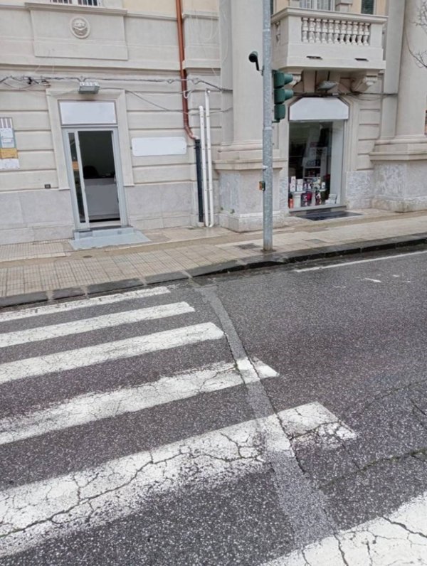 negozio in vendita a Messina