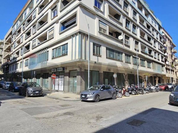 negozio in vendita a Messina