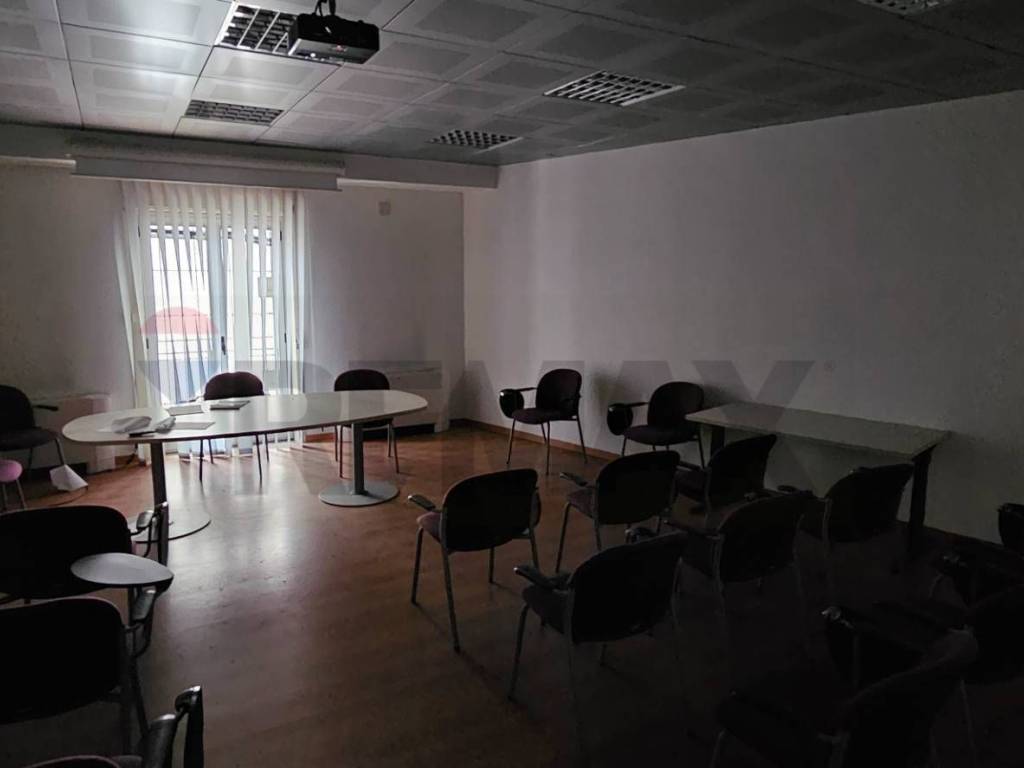 negozio in vendita a Messina in zona Centro Storico