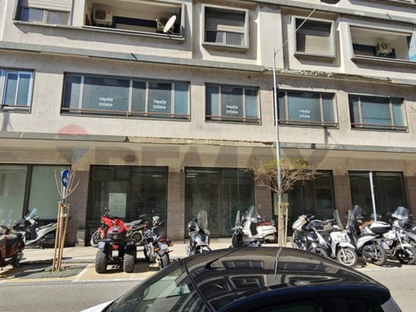 negozio in vendita a Messina in zona Centro Storico