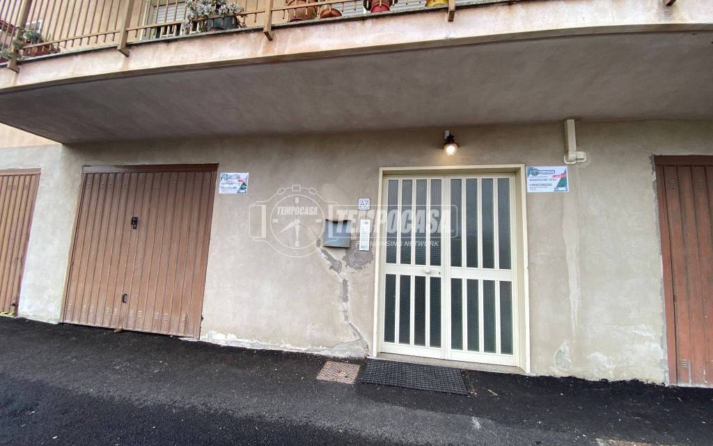 locale commerciale in vendita a Messina in zona Camaro