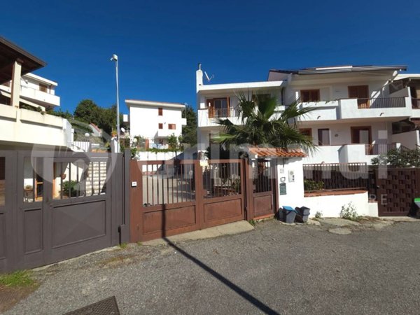 casa indipendente in vendita a Messina in zona Santissima Annunziata