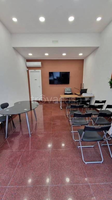 negozio in vendita a Messina