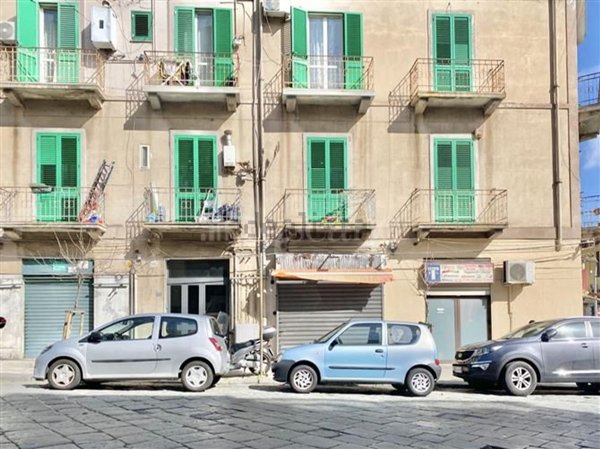 negozio in vendita a Messina in zona Centro Storico
