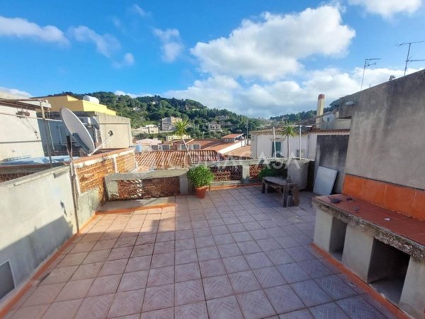 appartamento in vendita a Messina in zona Salice