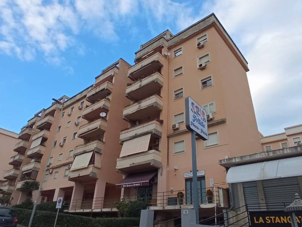 appartamento in vendita a Messina in zona Santissima Annunziata