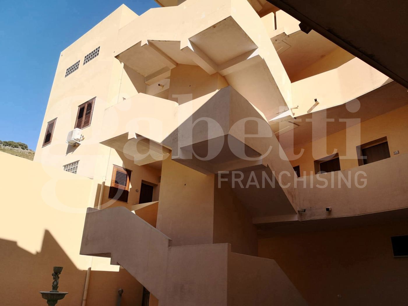 appartamento in vendita a Messina in zona Camaro