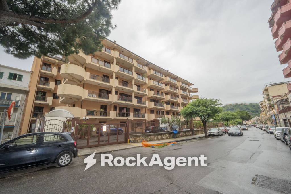 appartamento in vendita a Messina in zona Centro Storico