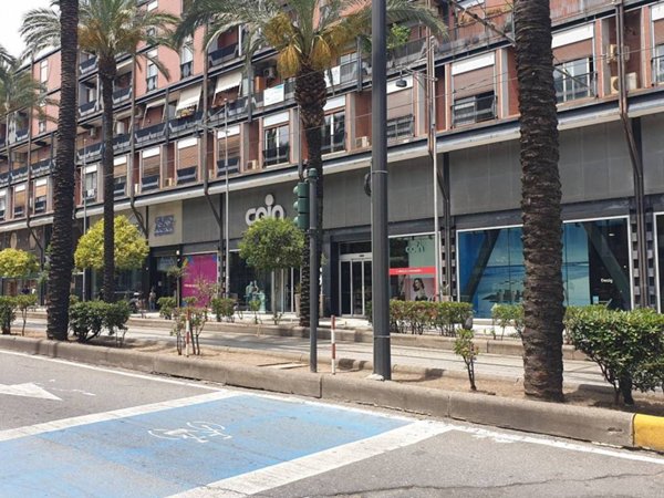 negozio in vendita a Messina in zona Centro Storico