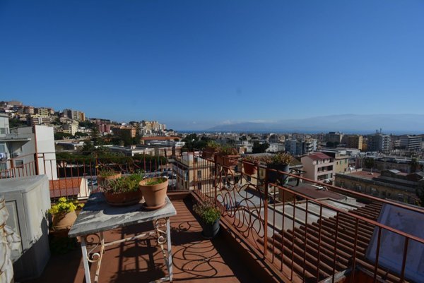 casa indipendente in vendita a Messina