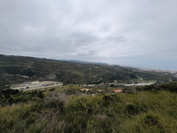 casa indipendente in vendita a Messina in zona San Filippo