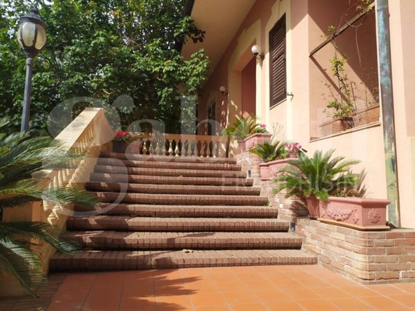 casa indipendente in vendita a Messina