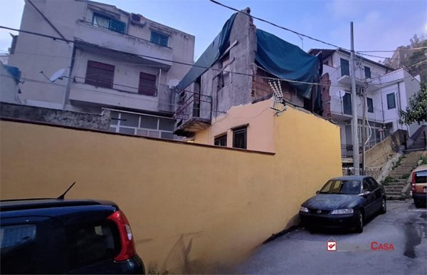 casa indipendente in vendita a Messina