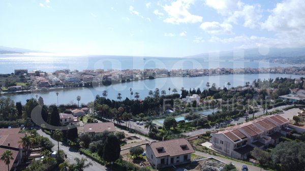 casa indipendente in vendita a Messina in zona Ganzirri