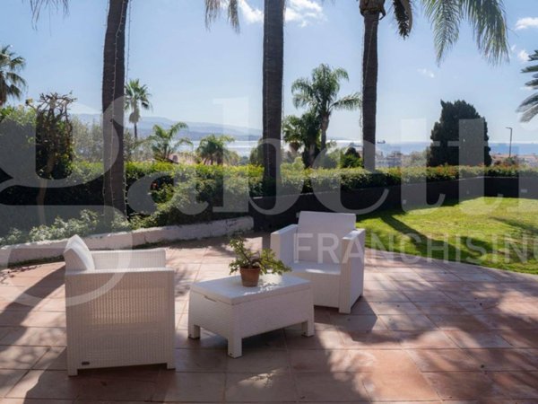 casa indipendente in vendita a Messina in zona Ganzirri