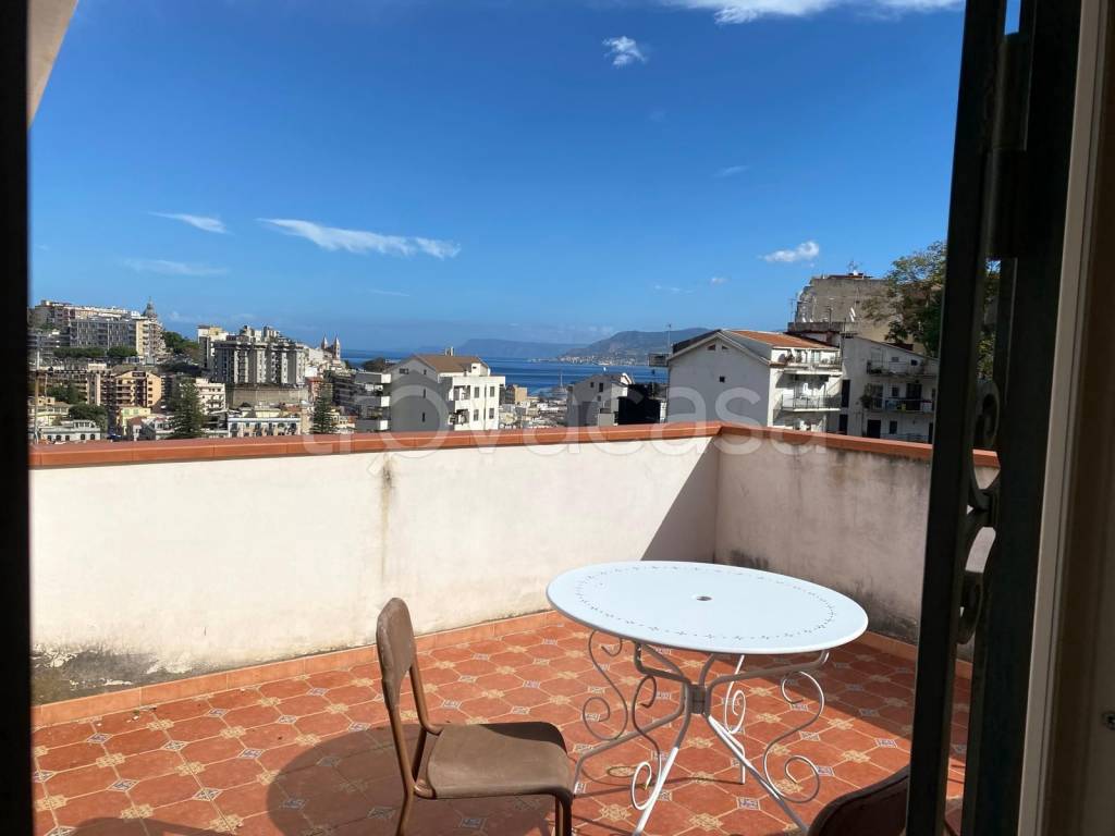 appartamento in vendita a Messina in zona Centro Storico