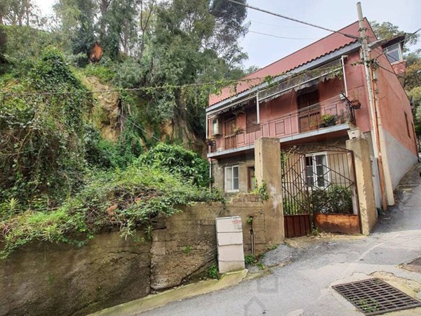 casa indipendente in vendita a Messina