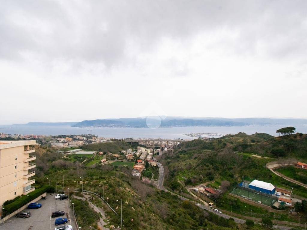 appartamento in vendita a Messina in zona Gazzi