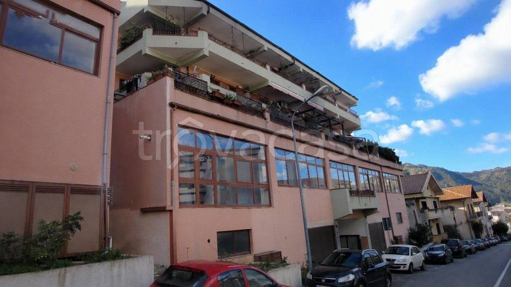 appartamento in vendita a Messina in zona Camaro