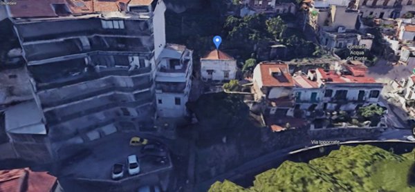 casa indipendente in vendita a Messina