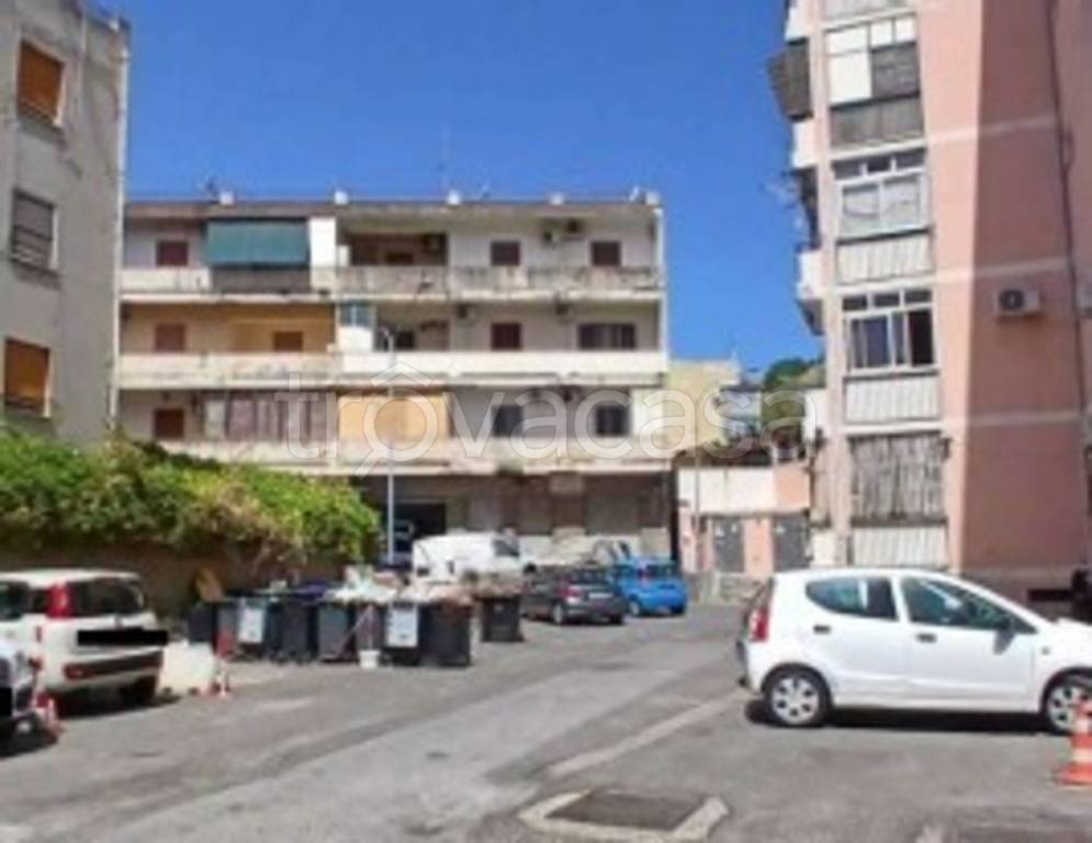 appartamento in vendita a Messina in zona Camaro