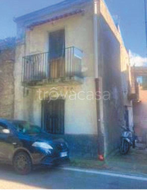 casa indipendente in vendita a Messina in zona Gesso