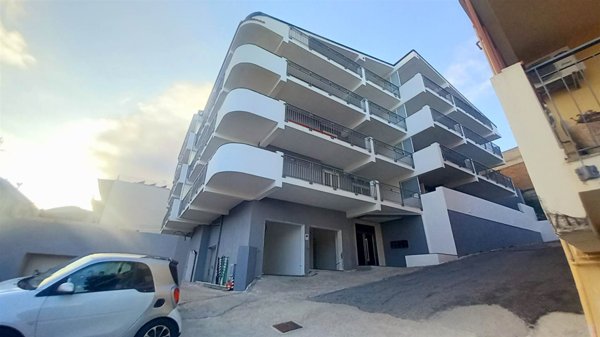 appartamento in vendita a Messina in zona Paradiso