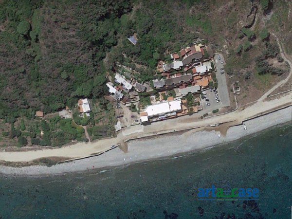 appartamento in vendita a Messina in zona Acqualadroni