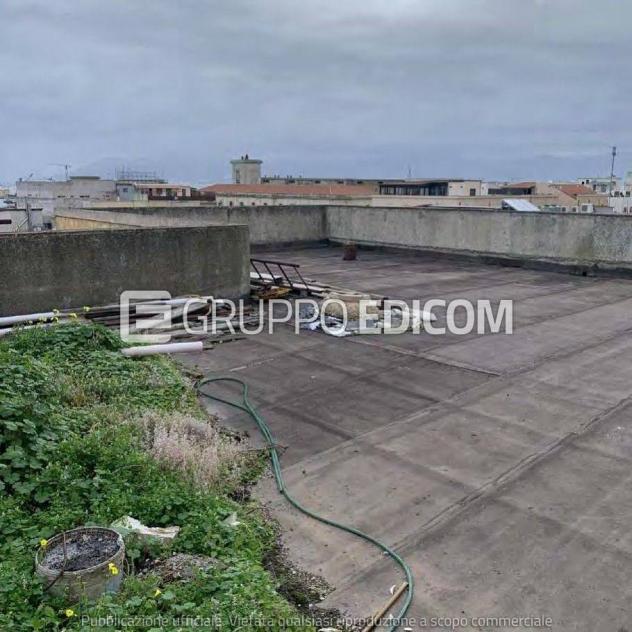 locale commerciale in vendita a Messina in zona Centro Storico