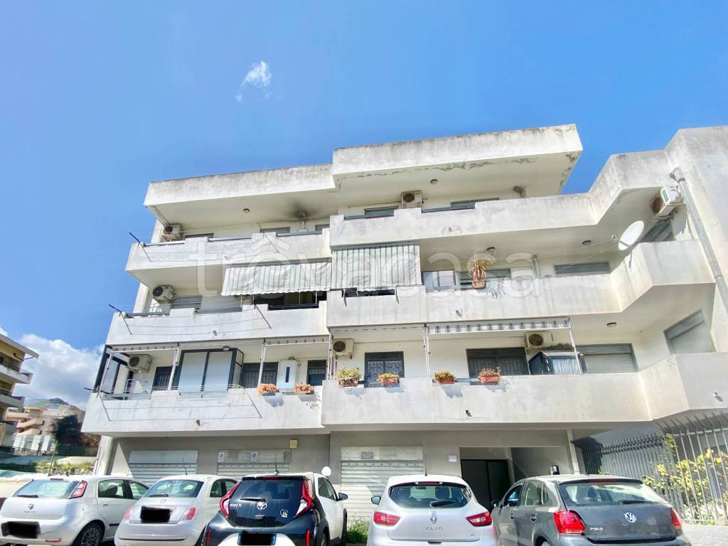 appartamento in vendita a Messina in zona Bordonaro