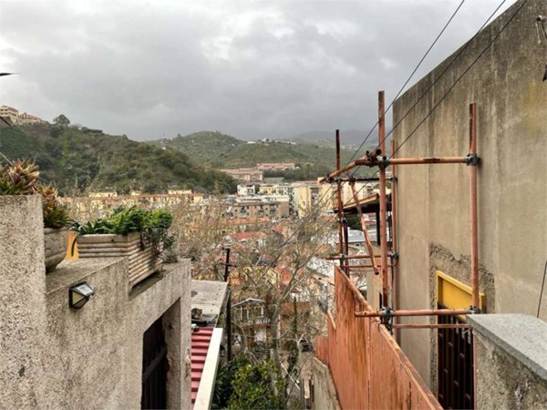 appartamento in vendita a Messina in zona Camaro