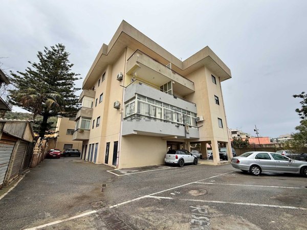 appartamento in vendita a Messina in zona Galati / Mili San Marco