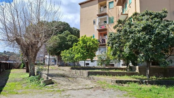 appartamento in vendita a Messina in zona Gazzi