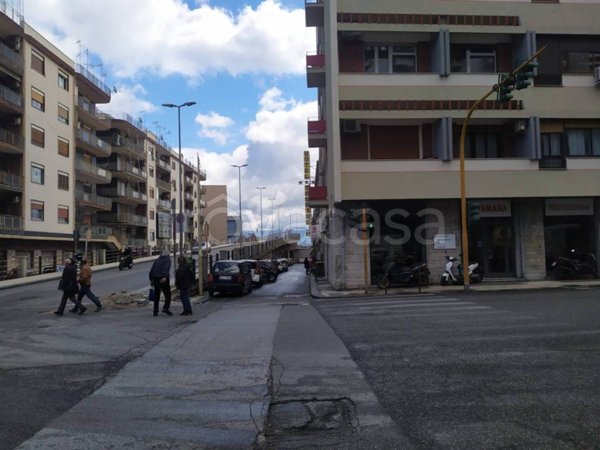 locale commerciale in vendita a Messina in zona Centro Storico