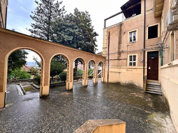 appartamento in vendita a Messina in zona Centro Storico